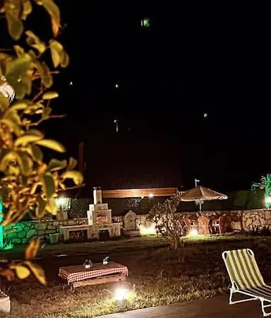 Medasuite Stone House With Pool And Jacuzzi * Kandira