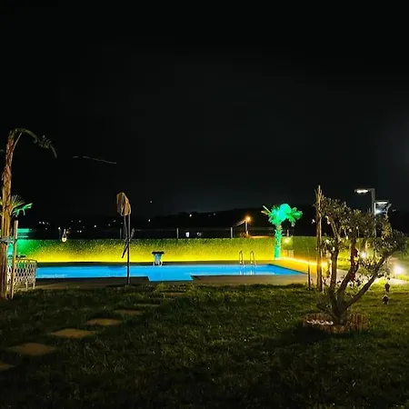 Medasuite Stone House With Pool And Jacuzzi Kandira