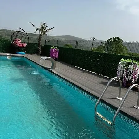 Medasuite Stone House With Pool And Jacuzzi *