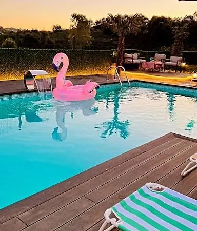 וילה Medasuite Stone House With Pool And Jacuzzi Kandira