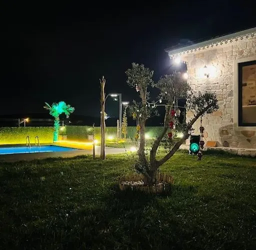 Villa Medasuite Stone House With Pool And Jacuzzi