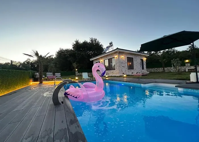 Medasuite Stone House With Pool And Jacuzzi *