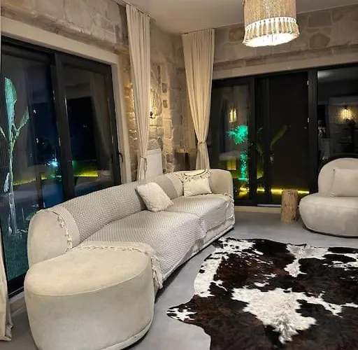Villa Medasuite Stone House With Pool And Jacuzzi Kandıra