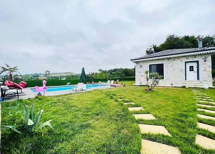 Villa Medasuite Stone House With Pool And Jacuzzi